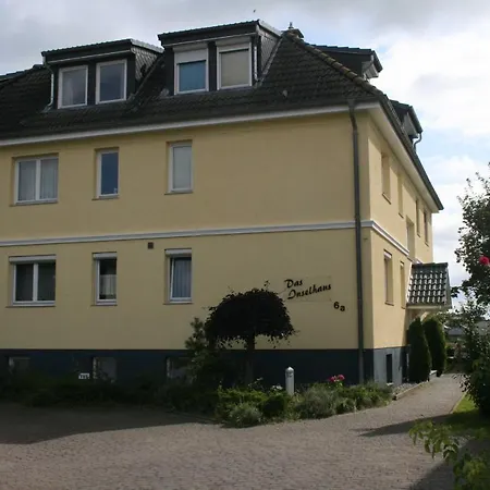 Inselhaus Karlstrasse 6a 6 公寓