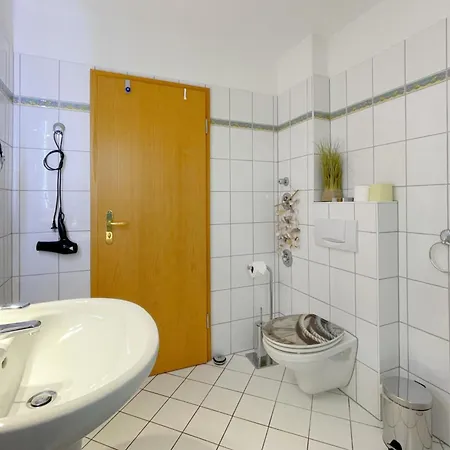 Inselhaus Karlstrasse 6a 6 公寓