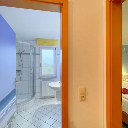 Inselhaus Karlstrasse 6a 6 公寓 Stubbenfelde